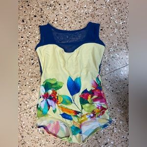 Leotard fits like Xs/S